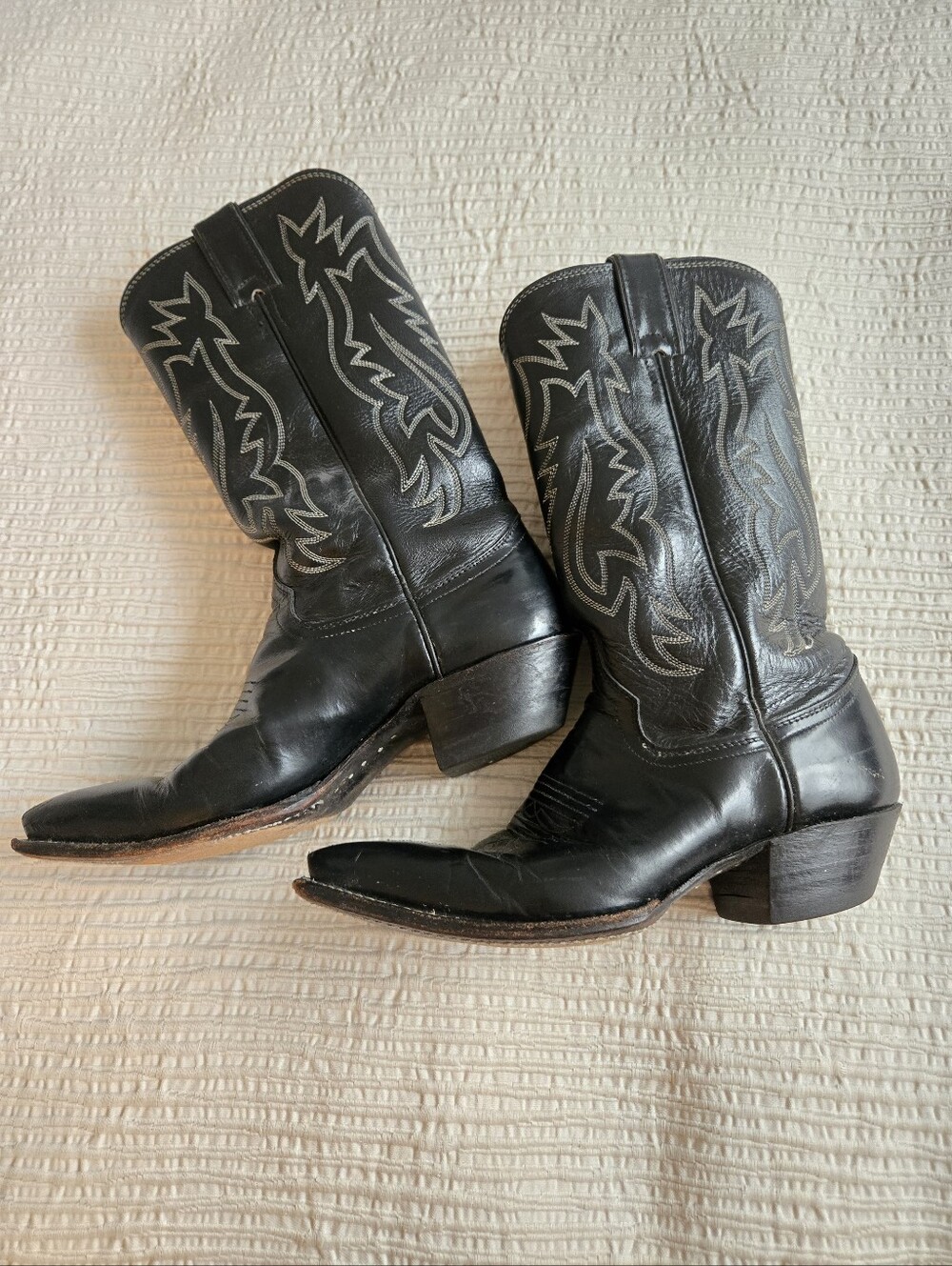 Justin Women's Black Leather Western Snip Toe Cowboy Boots